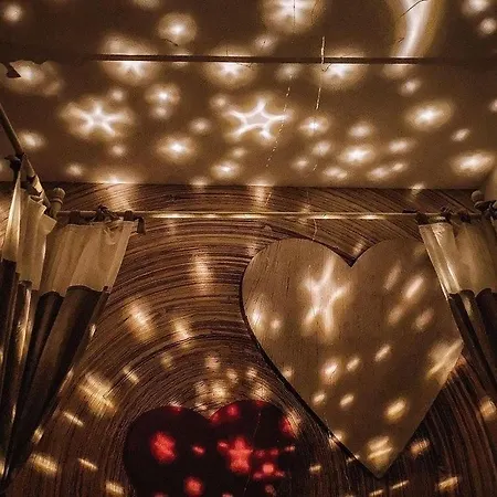 Liebesnest Am Maggiafluss